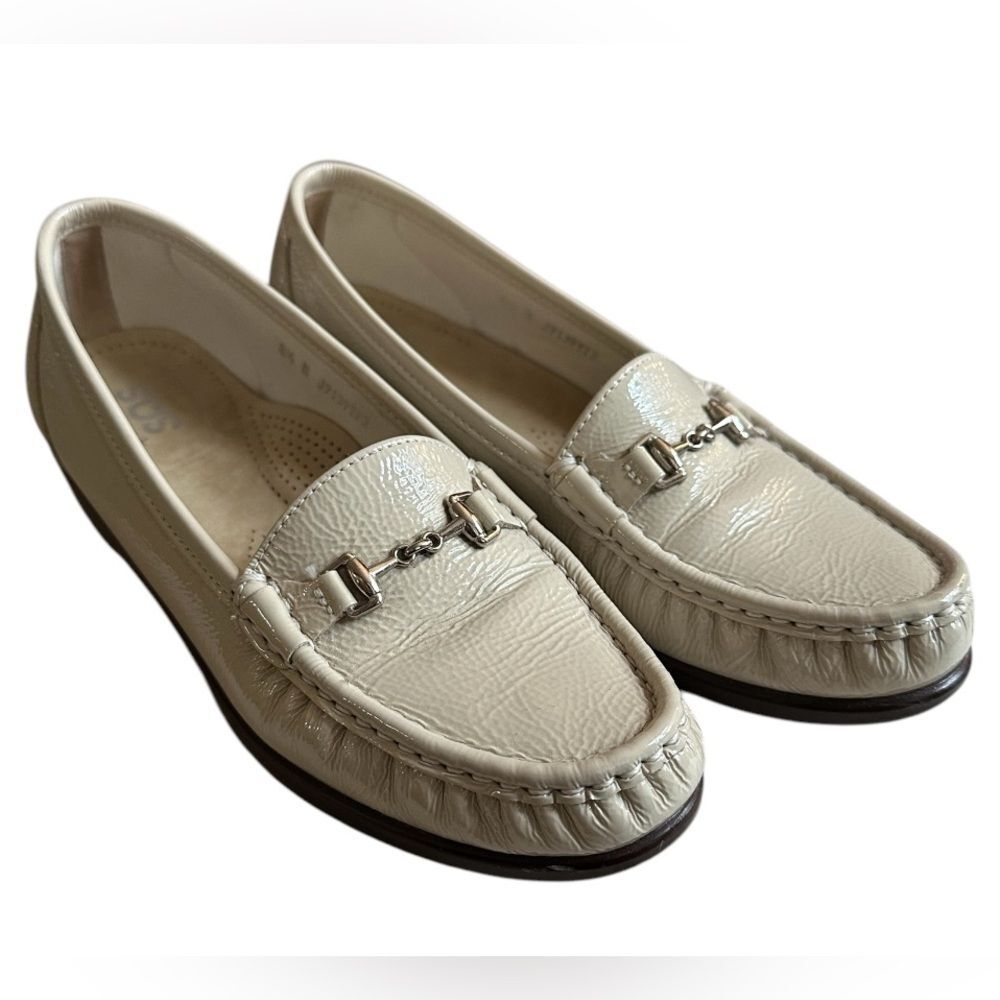 SAS Metro Horsebit Loafer Size 8N Bone Color Patent Leather.
